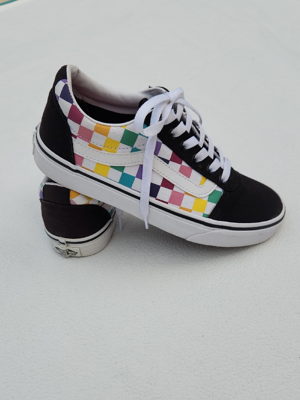 Vans Ward Multi-Color Rainbow Checkerboard Low Top Sneakers Women’s Size 8 - Picture 9 of 9
